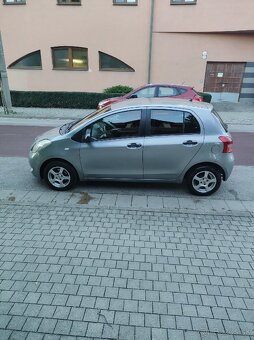 Toyota Yaris 2007 1.0 benzin - 8