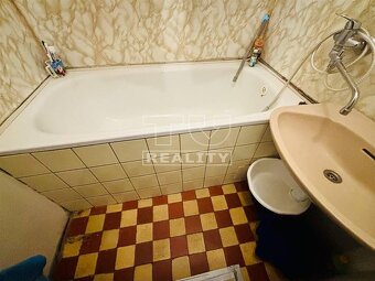 Ponúkame na predaj 3i byt s balkónom priamo v Kremnici - 8