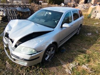 Škoda Octavia combi 2tdi dsg - 8