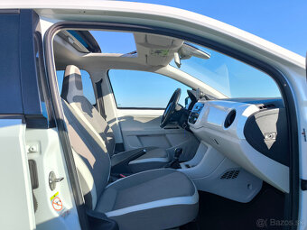 Elektromobil VW e-Up - strešné okno, letné+zimne pneu - 8