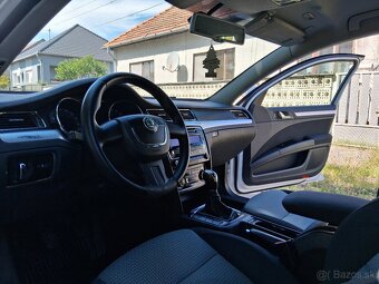 Škoda Superb 2.0Tdi Elegance 2013 - 8