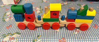 Detska stolicka, stolik, hracky, gumaky,  … - 8