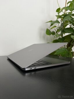 MacBook Pro 13’ (1708) - 8