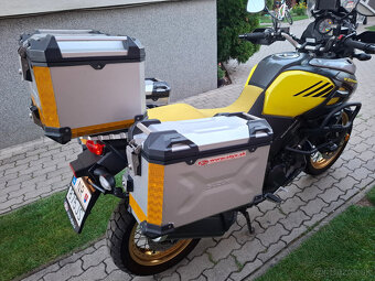 SUZUKI V-STROM DL 1000 - 8