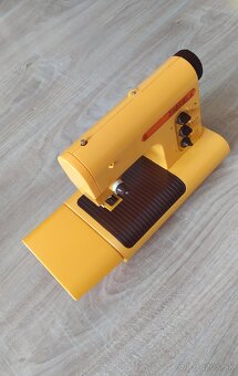 Predám detský retro šijací stroj PIKO Gabriela - 8