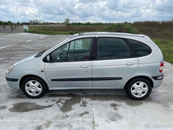 Predám Renault Scénic 1.8 85 KW R.v. 2002 - 8