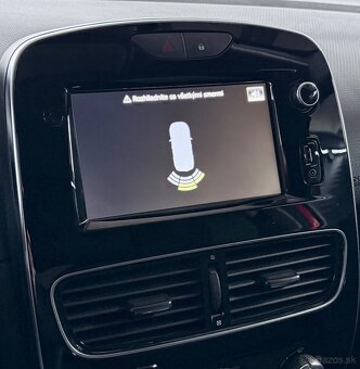 RENAULT CLIO LIMITED - 8