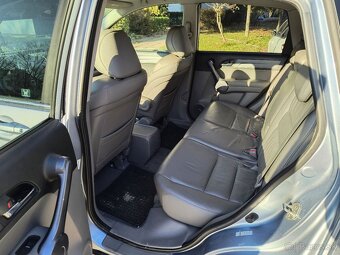 Honda CR-V, 2,4 124kW, benzín - 8