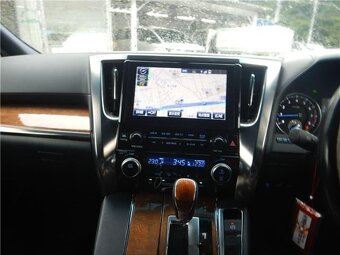 RHD 2017 TOYOTA ALPHARD 3.5V6 - 8