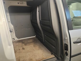 Volkswagen Caddy Maxi, 1,6tdi,75kW, r.v.2013 - 8
