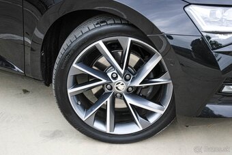 Škoda Superb Combi 2.0 TDI Sportline DSG 2022 - 8