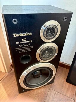 Komponenty Technics + Subwoofer Magnat - 8