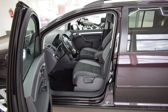 Volkswagen Touran 2,0 TDI 103 kW, 7-míst, NAVI, - 8