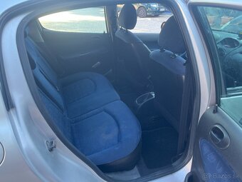 Peugeot 206 2.0 HDi XT - 8