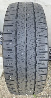Originálna zimná sada na VW T5 - 5x120 r17 + 215/60 r17C - 8