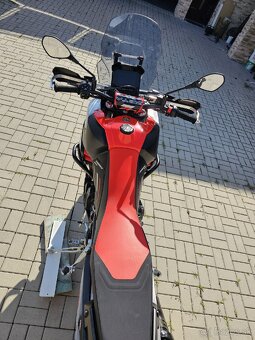 Aprilia tuareg 660 - 8