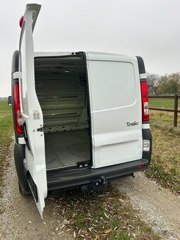 Renault Trafic 2.0 dCi, 2013 - 8