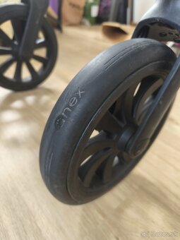 Anex E type Aqua 2021 + vajíčko a Isofix + doplnky - 8
