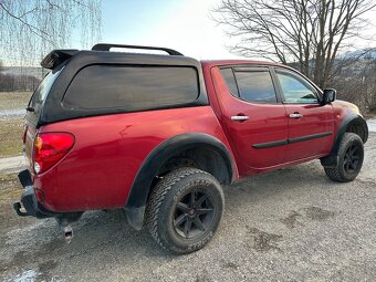 Mitsubishi L 200 2.5 DI-D Double Cab Intense A/T - 8