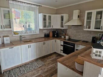 Novostavba - bungalov 100 m2 v Košeci, pozemok 800 m2 - 8
