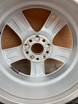 5x112 R17 7J ET48 + 225/45 R17 letné - 8