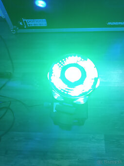 Rotačná RGBW Laser Strobo hlava - 8