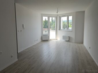 2-izbový byt s balkónom a parkovacím miestom – Popradská, Ko - 8