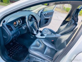 Volvo XC60 2.0D D3 Summum - 8