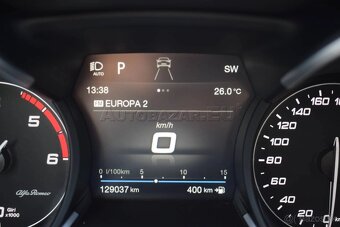 Alfa Romeo Stelvio 2.2 JTDM 210k Super AWD A/T - 8