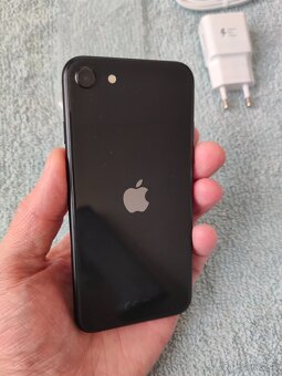 Apple iphone SE 2020 64GB Black - 8