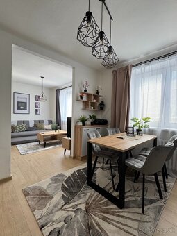 Na predaj 1,5-izb. byt v centre Senice - 8