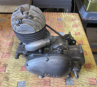 jawa pionier ,robot,predam motor - 8