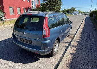 Citroën C4 Picasso 1,6i klima , 7 Míst benzín manuál 88 kw - 8