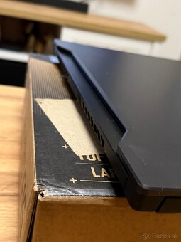 Predám ASUS TUF Dash F15 - i7/RTX 3050 Ti/16 GB RAM/1 TB SSD - 8