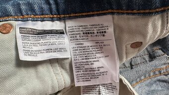 Pánske,kvalitné džínsy LEVIS 504 - veľkosť 32/32 - 8