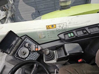 Claas Scorpion 7055 Varipower - 8