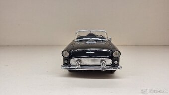 1:18 FORD THUNDERBIRD - 8