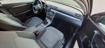 Predám Volkswagen Passat B7 Combi 2.0 TDI 103Kw R.V.20012 - 8