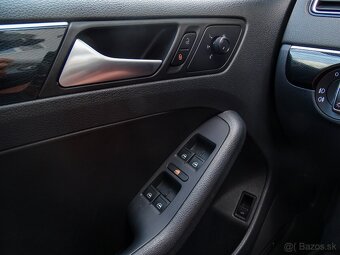 Volkswagen Jetta 1.4 TSI DSG 110kW TOP STAV PRAVIDELNÝ SERVI - 8