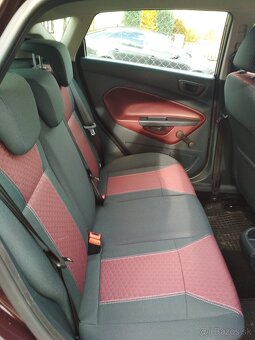 Ford Fiesta 1,4 benzín - 8