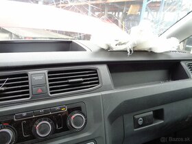 volkswagen caddy IV 2,0tdi 55kw rozpredám na náhradné diely - 8