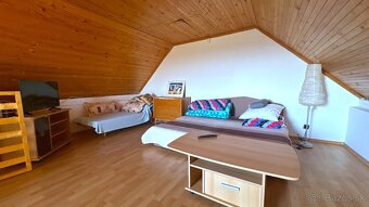 Na predaj viničný dom s pozemkom a krásnym výhľadom na mesto - 8