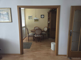 Trojizbový byt v Piešťanoch - 8