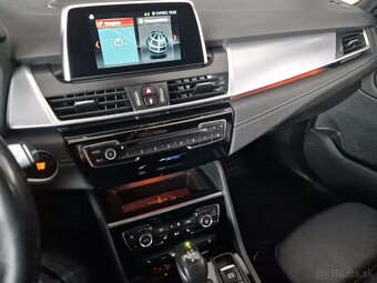 Predam BMW 225xe M paket hybrid automat - 8