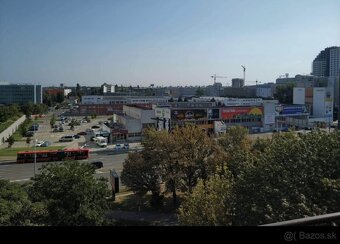 Prenajmem 2 izbový byt v Ružinove - 8