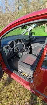 Predám Ford FOCUS Cmax TDCi 1.8 - 8