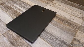 Predám Acer Extansa15/nová batéria/8gb ram/Intel i3/W10 - 8