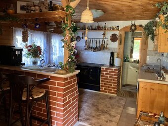 Celoročná chata na predaj v Jelenci - 8