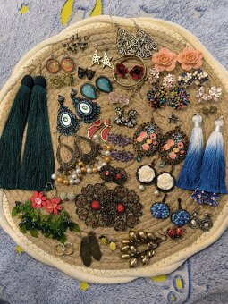 Bižutéria,náušnice,náhrdelníky,brošne,prstene,prívesky - 8