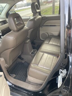 Predam jeep 2.4 benzín LPG 4x4 - 8